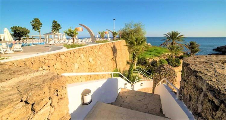 Jasmine Court Hotel Kyrenia  Exterior foto