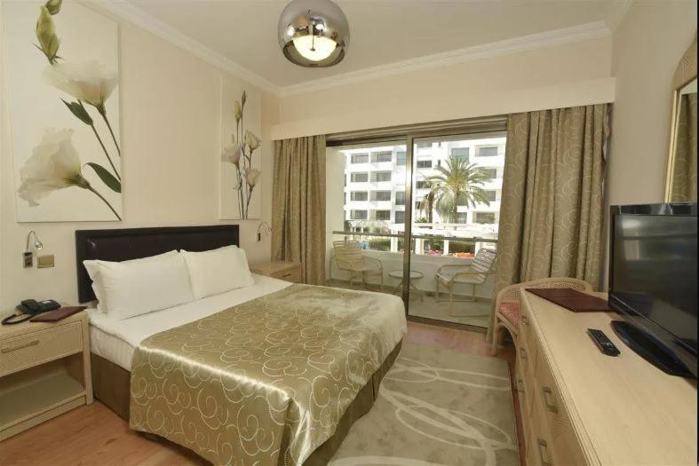 Jasmine Court Hotel Kyrenia  Zimmer foto