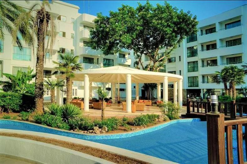 Jasmine Court Hotel Kyrenia  Exterior foto
